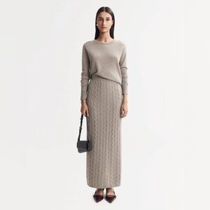 Elegant Cable Knit Pencil Skirt - Gray